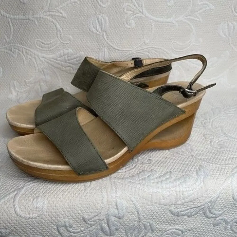 Dansko Tamia‎ Textured Nubuck Leather Wooden Wedge Sandals Women Size 40/US9.5